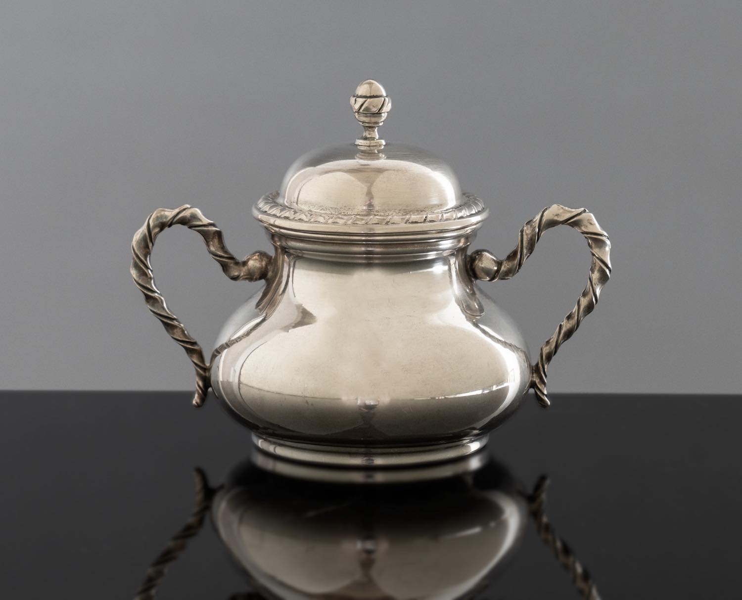 Silver objects - Gregory's Auction House in Bologna