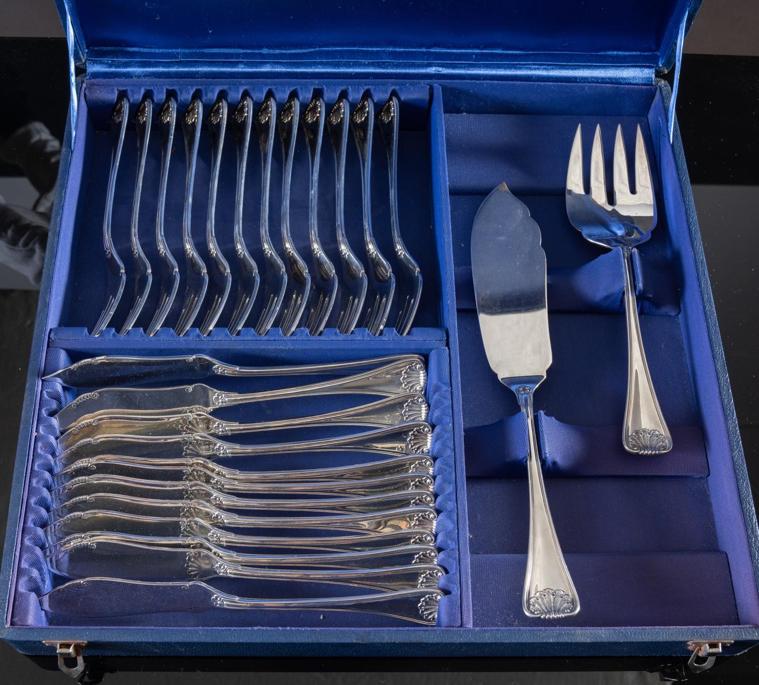 Set Di Posate Da Tavola: Posate Di Design, In Acciaio Resistenti - Foto 3