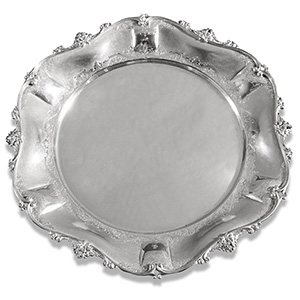 Circular  silver tray. Hallmarks ... 