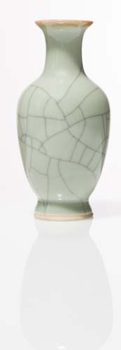 Piccolo vaso in porcellana verde, ... 