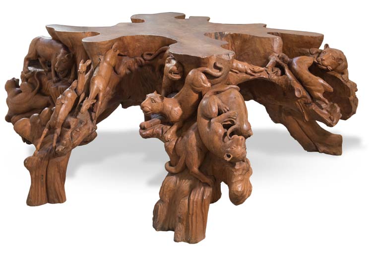 Grande tavolo in legno intagliato, ... 