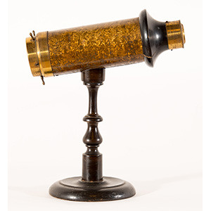 Caleidoscopio in legno e bronzo dorato, ... 