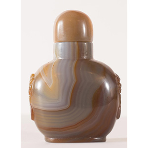 Small agate snuff bottle, 19th – 20th ... 