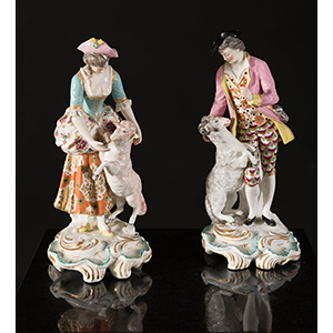 Chelsea, Pair  of porcelain figurines ... 
