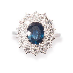 Sapphire and  diamond ring. White gold ring ... 