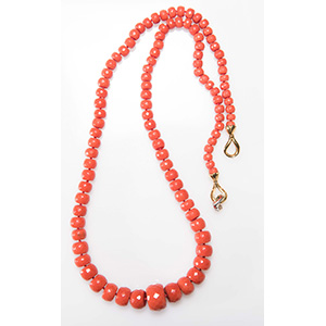 Red coral  necklace. Yellow  gold and ... 