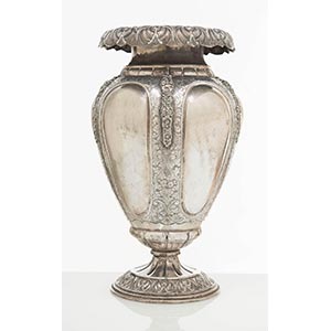 Grande vaso in argento, Italia, Anni ‘30.