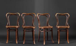 Thonet, Quattro sedie in legno, inizi del XX ... 