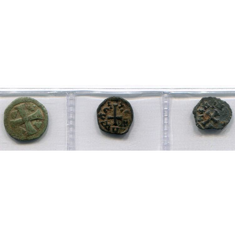 ROYAUME DAXOUM, Ioel, lot de 3 bronzes: B. ... 