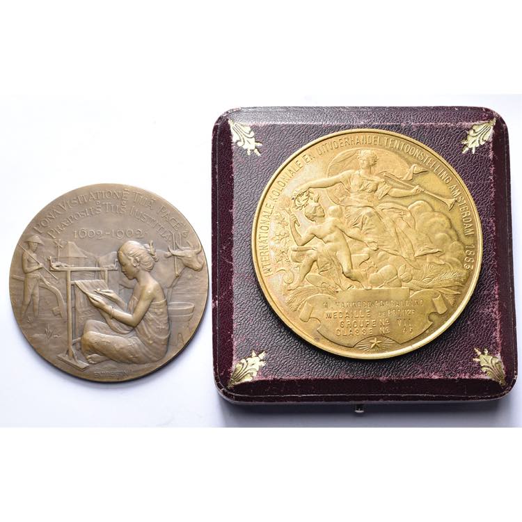 PAYS-BAS, lot de 2 médailles : 1883, A. ... 
