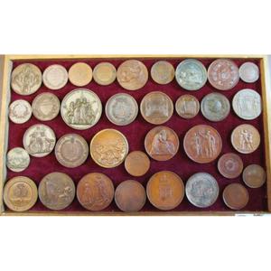 BELGIQUE, lot de 34 médailles, dont: 1826, ... 