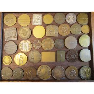 BELGIQUE, lot de 35 médailles, dont: 1904, ... 