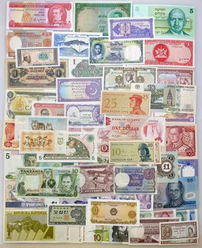 World Lot of 93 Banknotes 20th ... 