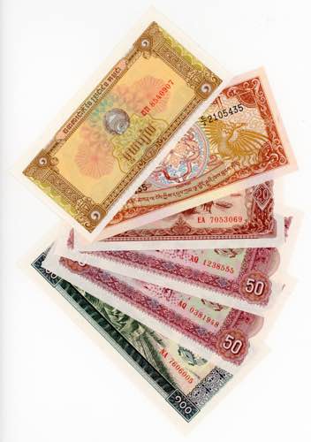 Asia Lot of 6 Asian Notes 20th ... 