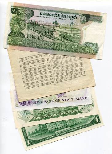 World Lot of 5 Notes 20th Century ... 