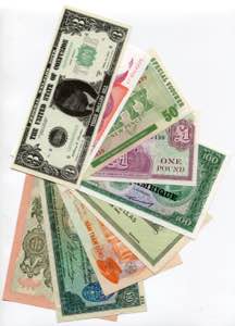 World Lot of 33 Banknotes 20th Century   - ... 