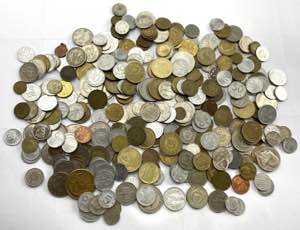 World Lot of 1 Kilogram of Unsearched Coins ... 