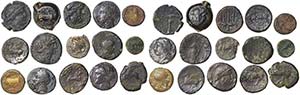 Sicily  Lot with 15 Ae coins.