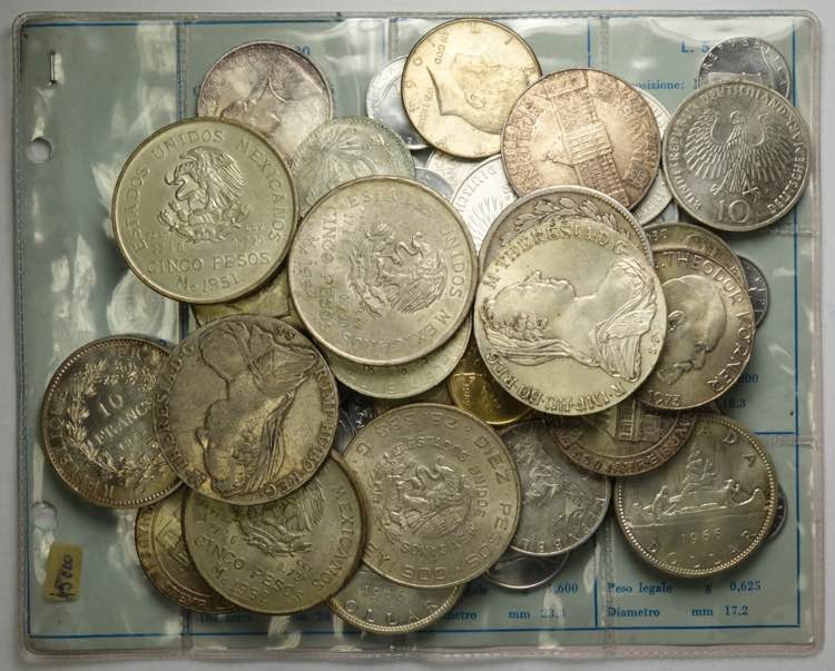 World Coins, Lot of 62 mixed coins