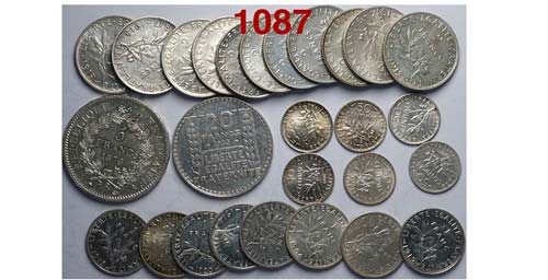 France - Lotto di 42 monete ... 