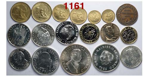 Monaco - Lotto di 32 monete, ... 