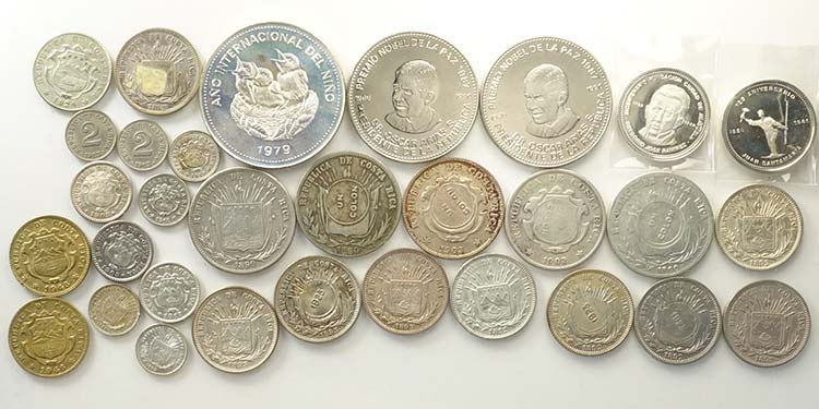 Costa Rica, Lotto di 31 monete ... 