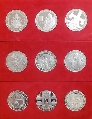 Giovanni Paolo II - Serie di 9 medaglie che ... 