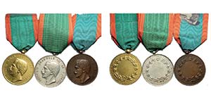 Serie di 3 medaglie ai benemeriti della ... 