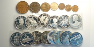 Guernsey, Lotto di 21 monete, segnaliamo: 8 ... 