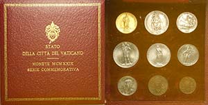 Roma, Pio XI, Serie 1929 con oro, in box ... 
