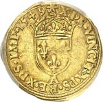 Henri II (1547-1559). 1/2 écu d’or à ... 