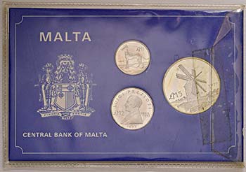 Malta - Set 1977 C