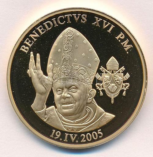 Vatikán 2005. XVI. Benedek ... 