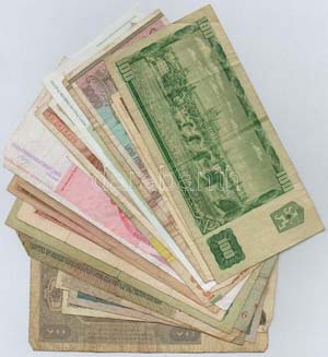 30db-os vegyes külföldi bankjegy tétel, ... 