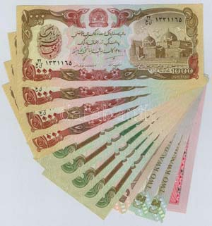 12db-os vegyes külföldi bankjegy tétel, ... 