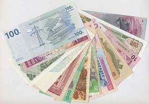 15db-os vegyes külföldi bankjegy tétel, ... 
