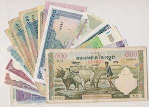 Vegyes 18db-os külföldi bankjegy tétel, ... 