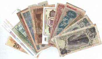 16db-os vegyes külföldi bankjegy tétel, ... 