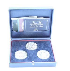 Great Britain - 3 coins 5 Pounds 2000-2002   ... 