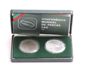 Portugal - Republic - 2 coins, 250$00 1984 ... 