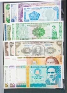 Set of 225 foreign banknotes from different ... 