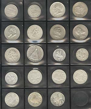 AUSTRIA. Lote compuesto por 19 monedas de ... 