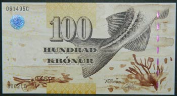 Islas Feroe. 100 krónur. (20)02. ... 
