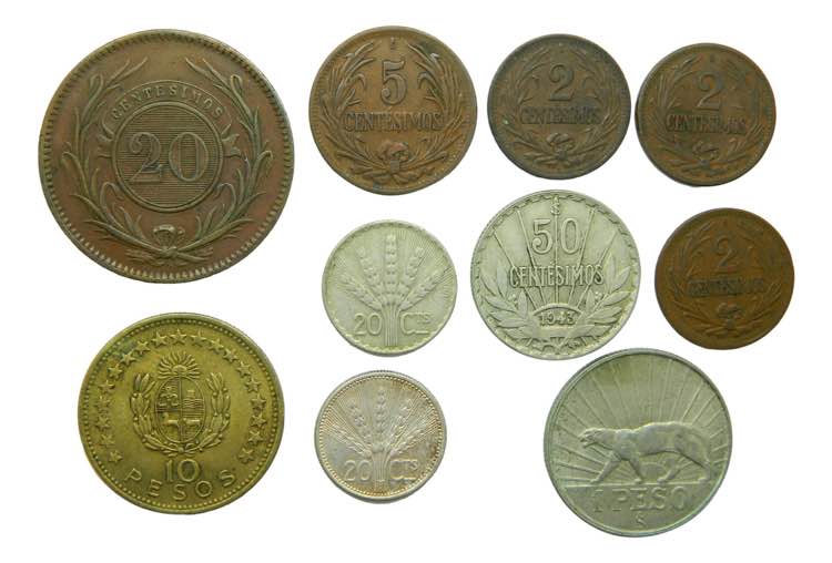 URUGUAY. Lote de 10 monedas. Siglo ... 