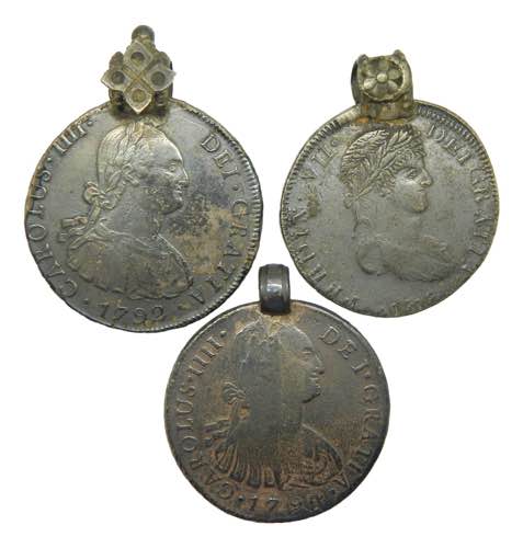 Lote 3 monedas 8 reales. 1792-1794 ... 