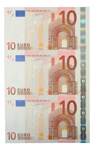 Lote de 3 billetes 10 Euros. 1 ... 