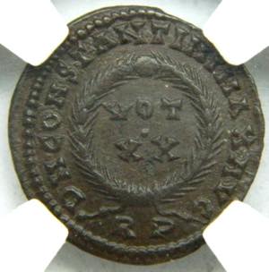 Constantino I (307-337 dC). Roma. Follis ... 