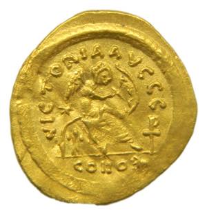 JUSTINIANO I (527-565 dC) Semisis. ... 