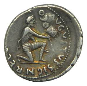 Augusto (27 aC-14 dC). Denario.  AR. ... 