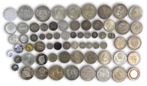 LOTE 68 monedas. 59 de plata. España, ... 